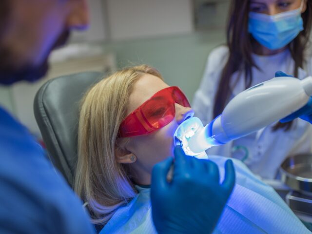 Laser deep cleaning - 2 Laser Deep Cleaning